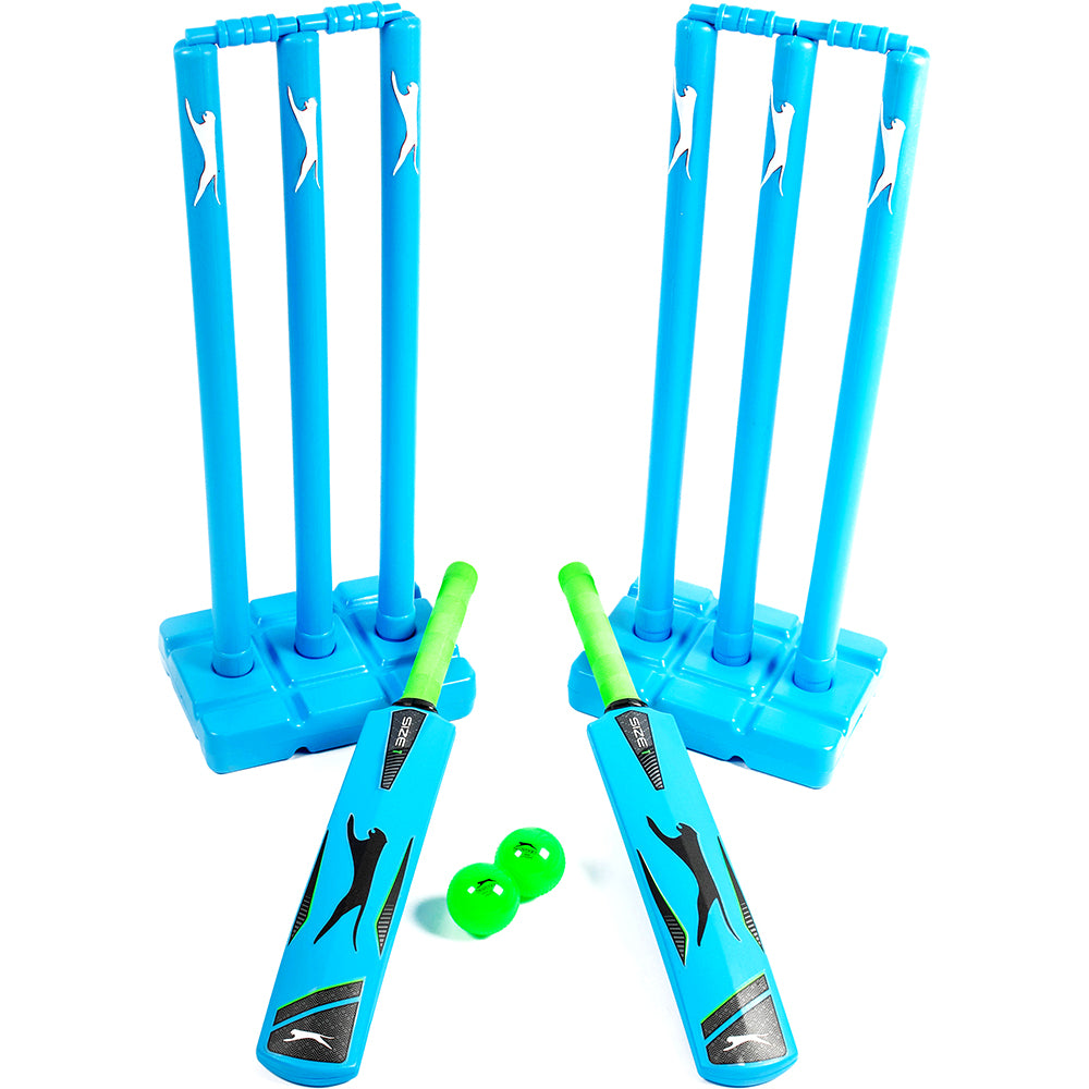 Slazenger Academy Plastic Cricket Set